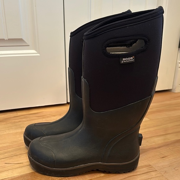 Bogs Black Waterproof Boots Ultra High 8 - Picture 1 of 12